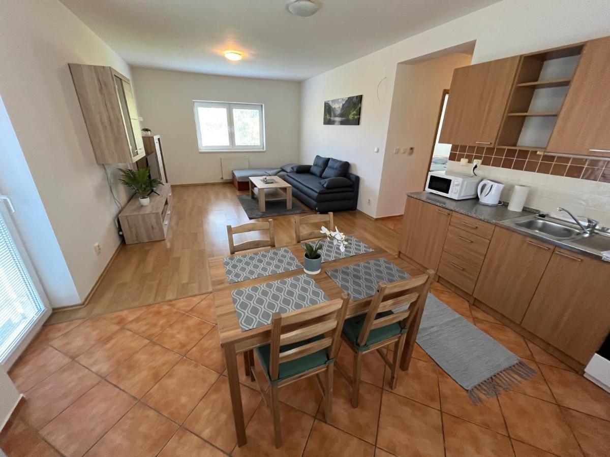 Apartman 92 Biely Kostol Eksteriør bilde